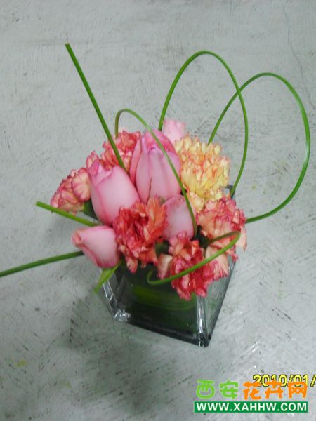 酒吧鲜花