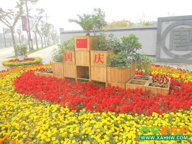 2012年国庆节花堆造型
